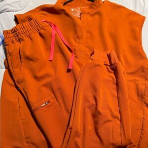 Figs Burnt Orange Scrub Ensemble